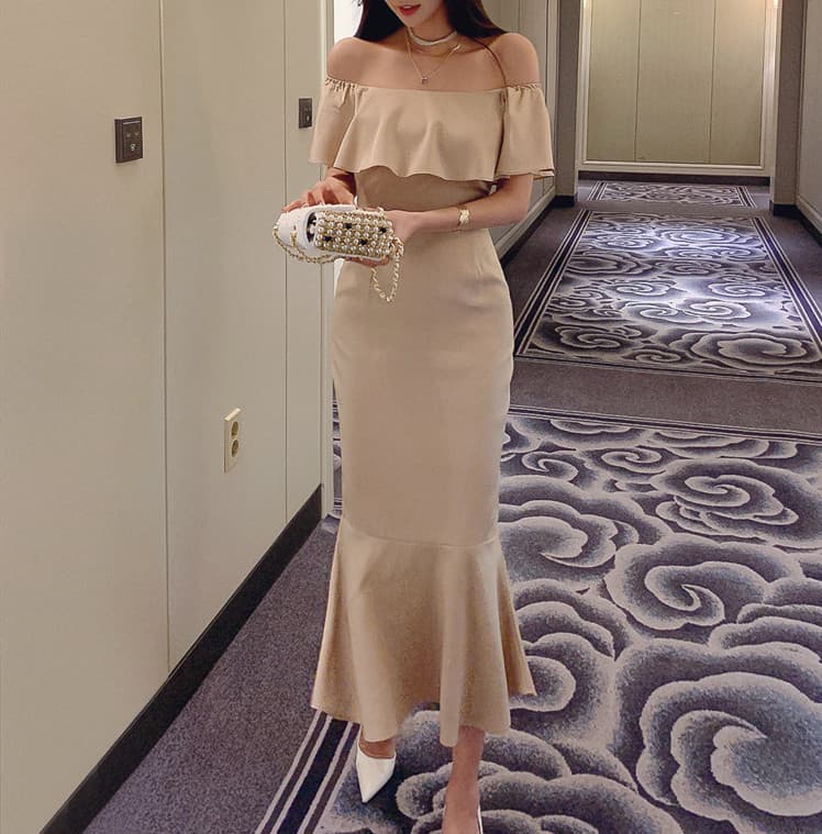 フリルオフショルダー マーメイドワンピース　結婚式　二次会　ドレス